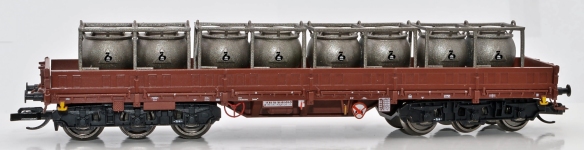 NPE Modellbau NW52060 - TT - Schwerlastwagen Samms 4860 beladen mit Chemietanks, DR, Ep. IV
